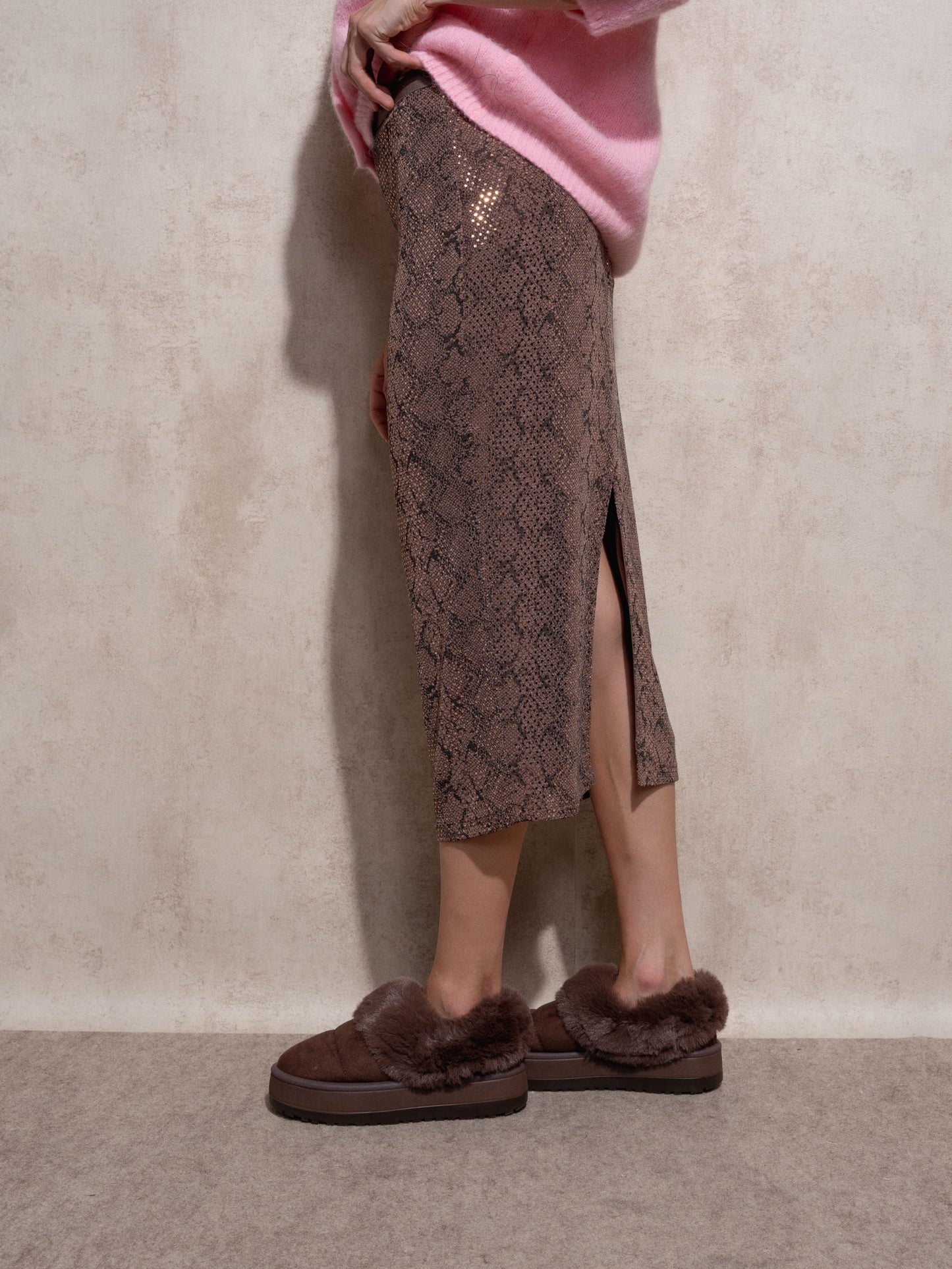 Φούστα μίντι